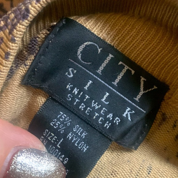 City Silk Knitwear Mock Neck Sweater NWOT - Picture 5 of 5